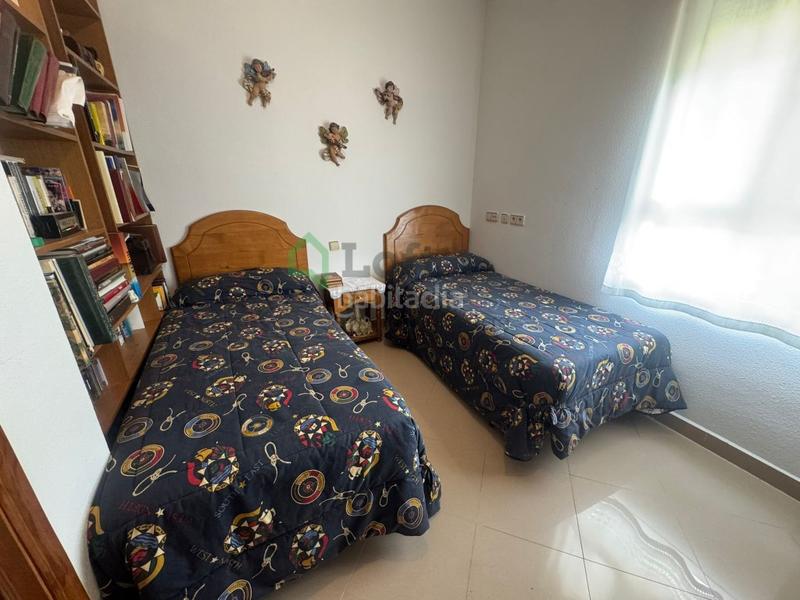 Foto d6ad21ce-1985-477d-93fe-293f0766750a. Chalet gran chalet en los montitos en Carretera de Sevilla - Los Montitos Badajoz