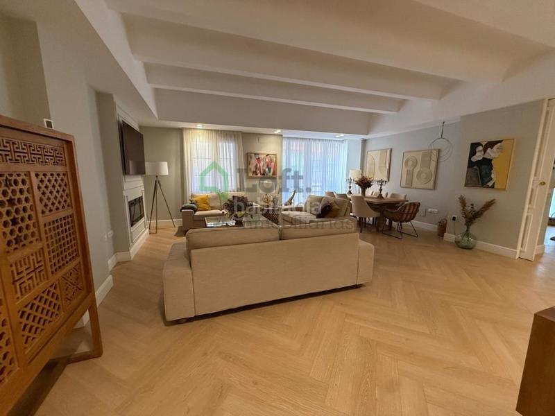 Foto 057fc214-1376-4124-a525-7ddaaedef2fa. Piso gran piso reformado con terraza y 2 trasteros en pleno centro en Badajoz