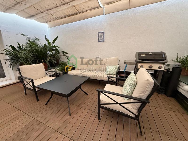 Foto cdd42393-ea78-4a51-b0af-736fbbc55893. Piso gran piso reformado con terraza y 2 trasteros en pleno centro en Badajoz
