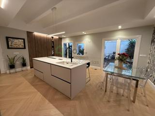 Appartement à Pardaleras. Gran piso reformado con terraza y 2 trasteros en pleno centro