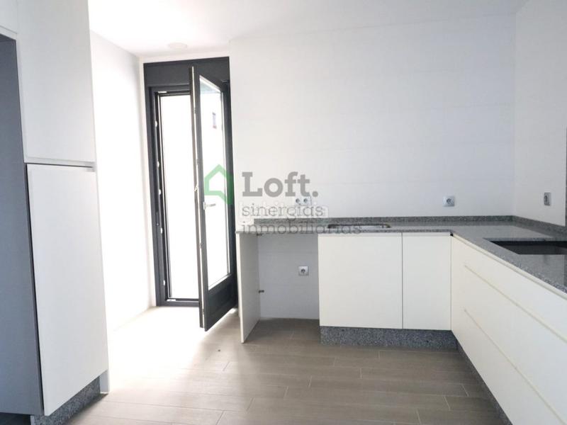 Foto 15712db2-adea-404d-99b4-54542943441d. Alquiler piso vivienda tipo atico con amplia terraza a estrenar en ronda norte san roque en Badajoz