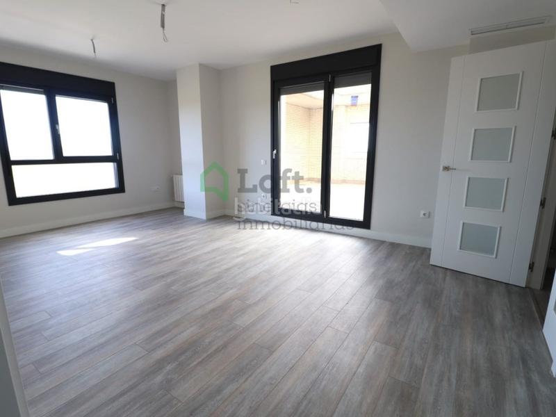 Foto 7b6ebf77-17c6-41e0-b6d1-bdfb8af2762d. Alquiler piso vivienda tipo atico con amplia terraza a estrenar en ronda norte san roque en Badajoz