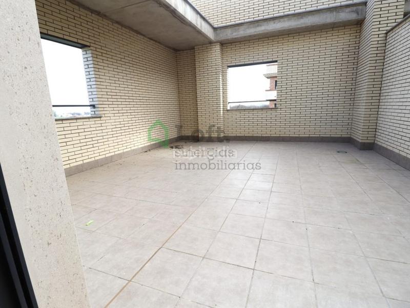 Foto b525d57d-981f-451d-9bbb-c19fb7c3ff30. Alquiler piso vivienda tipo atico con amplia terraza a estrenar en ronda norte san roque en Badajoz