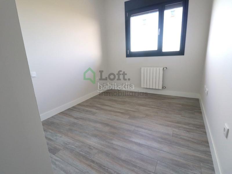 Foto d4a81846-b535-4467-9d9d-b7617bca7c83. Alquiler piso vivienda tipo atico con amplia terraza a estrenar en ronda norte san roque en Badajoz