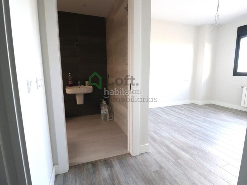 Foto ea57ed1a-4f26-4bdd-8b54-0ac16c66fda2. Alquiler piso vivienda tipo atico con amplia terraza a estrenar en ronda norte san roque en Badajoz
