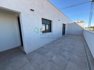 Miete Dachwohnung in Avenida Elvas. Fabuloso ático a estrenar con piscina, terraza y garaje en aveni
