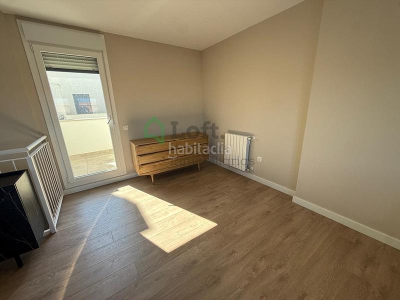 Foto 6b6de87e-ed3a-49be-8f2b-91d72573b831. Rent penthouse with heating parking pool in Avenida Elvas Badajoz
