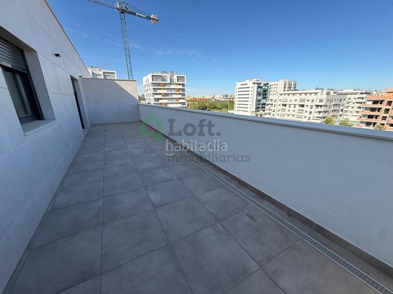 Foto 7cffcf9d-4c2f-4b6c-bb89-2ac9021ac657. Rent penthouse with heating parking pool in Avenida Elvas Badajoz