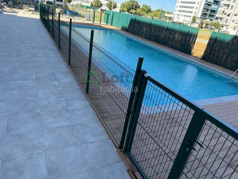 Foto a9d0d614-e4a0-4829-8c91-54911f10e378. Rent penthouse with heating parking pool in Avenida Elvas Badajoz