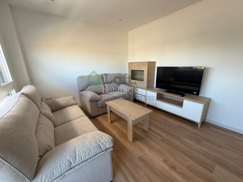 Foto 37ccbbba-1582-46b2-ac21-a92ccadff82e. Lloguer apartament amb calefacció aparcament piscina a Badajoz