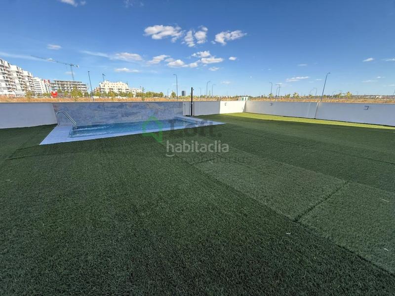 Foto 3fbecdc5-153d-4d9a-a7be-1b94e435f2f6. Lloguer apartament amb calefacció aparcament piscina a Badajoz