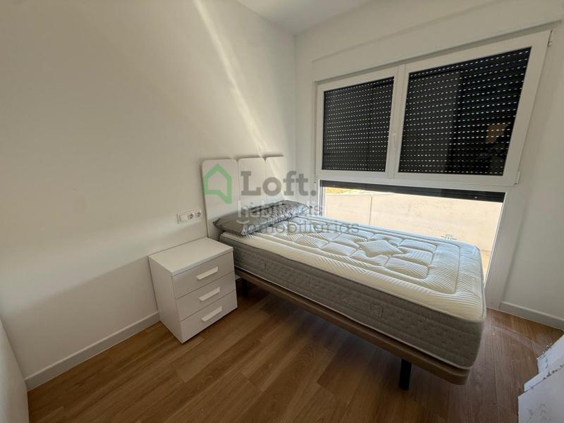 Foto 83c8611e-b7ea-4839-83fa-6543b1fd5043. Lloguer apartament amb calefacció aparcament piscina a Badajoz