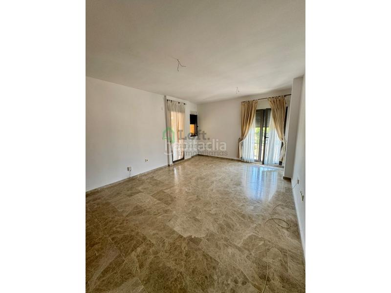 Foto 7591c8eb-d9a9-4b96-8b9c-985adc53f20e. Location appartement avec chauffage parking dans Maria Auxiliadora - Barriada de Llera Badajoz