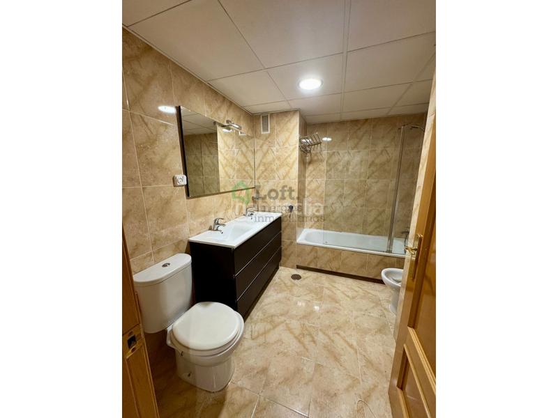 Foto e5ddf608-bb3c-4dba-b28b-f7b8878ccbe2. Location appartement avec chauffage parking dans Maria Auxiliadora - Barriada de Llera Badajoz
