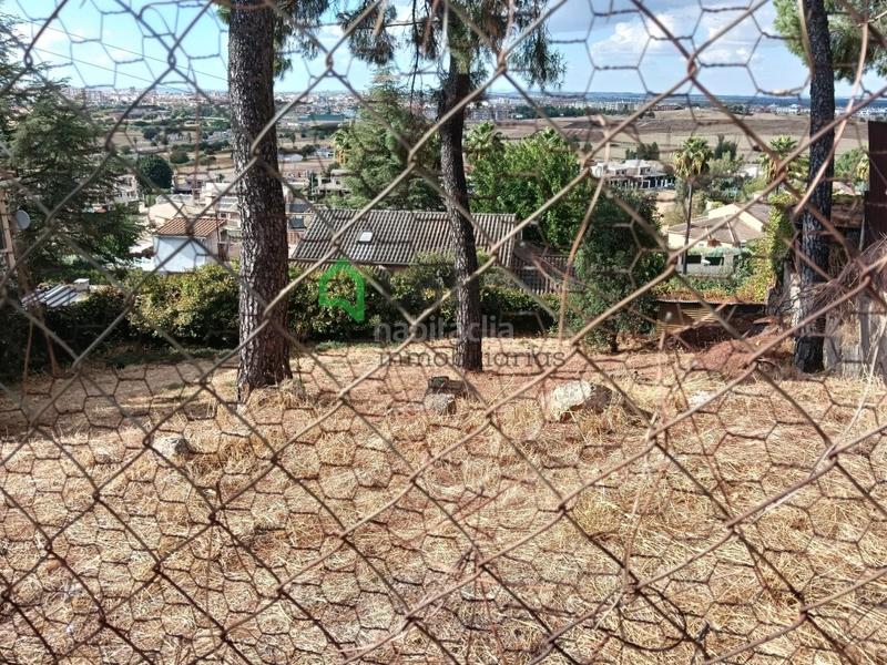 Foto 26e38da3-be09-4853-ba49-80e3cf9f5586. Wohngrundstück in Carretera de Sevilla - Los Montitos Badajoz