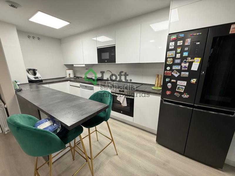 Foto 06ab46bd-b9c1-404f-9a18-8f4556c94ee3. Apartament amb aparcament a Avenida Elvas Badajoz