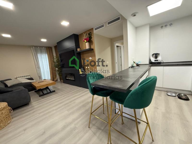 Foto 9730d40c-03c0-4af0-ac39-34eaa76f6be8. Apartament amb aparcament a Avenida Elvas Badajoz