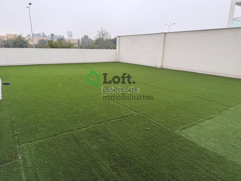 Foto a3030d6d-67f3-4e25-845a-796d4dfb6324. Apartament amb aparcament a Avenida Elvas Badajoz