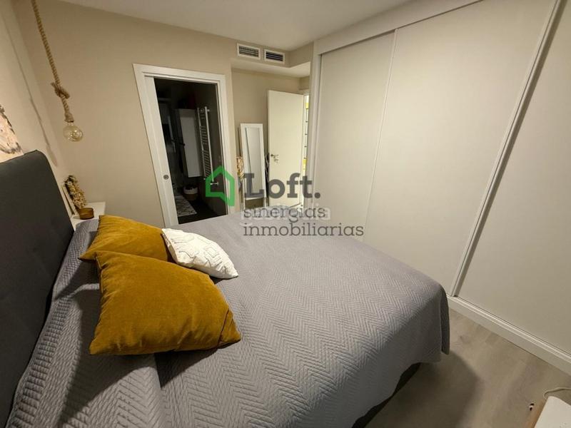 Foto b31a75e6-032c-453e-82b3-5ca213e0b39f. Apartament amb aparcament a Avenida Elvas Badajoz