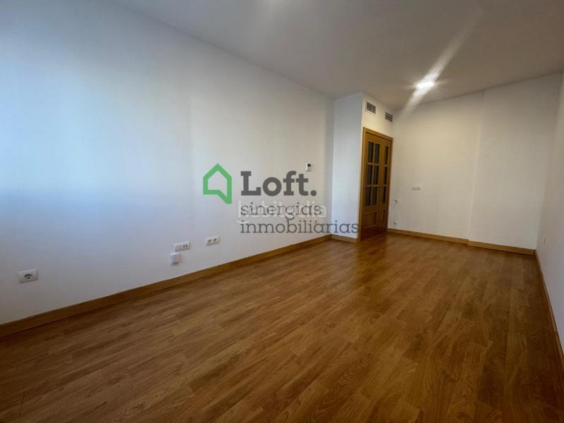 Foto 497f78f3-3271-47a9-a662-88e342e43622. Apartament a La Estación Badajoz