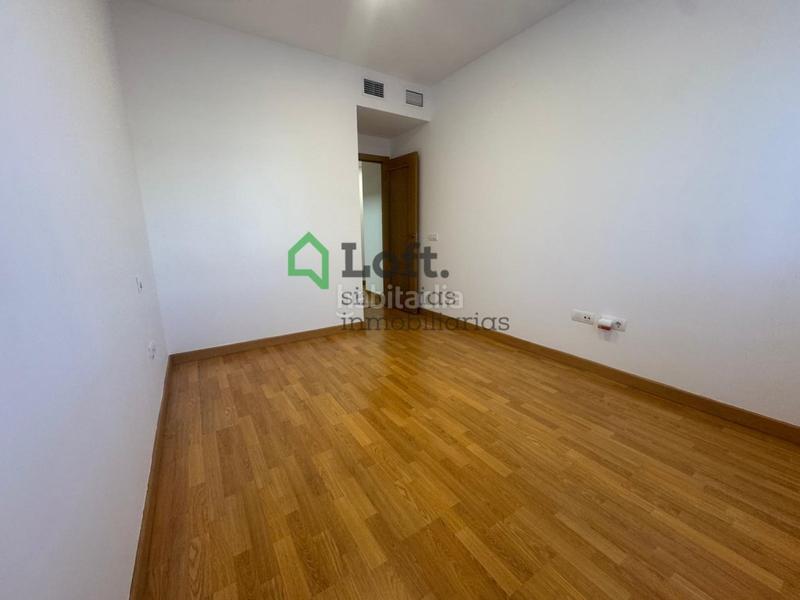 Foto 6ea602f8-40c2-4da9-816e-0b076419a627. Apartament a La Estación Badajoz