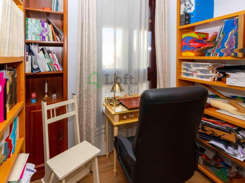 Foto 3a34c5dc-7867-43fa-9a81-e19995a5fe75. Flat with parking in Santa Marina Badajoz