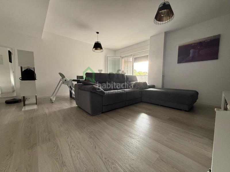 Foto de44f87e-0b07-4a43-9b0a-b6f5610fca1d. Piso exclusiva vivienda en la pilara en Carretera de Sevilla - Los Montitos Badajoz