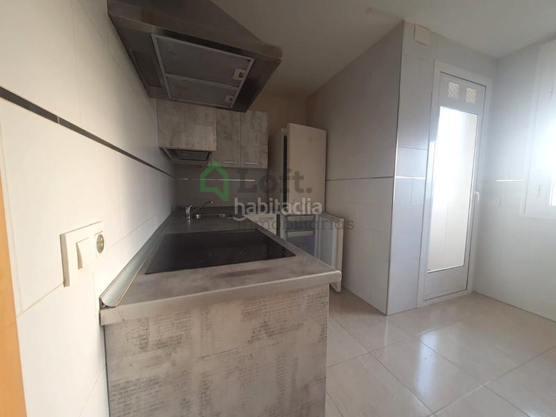 Foto ef6b81a3-3e41-4552-9164-4b55c94004ac. Appartement avec parking dans pedanías de Badajoz Badajoz