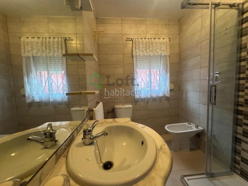 Foto e7a9013e-239a-4b15-b3b6-f13d658cc178. Casa a schiera in Cerro de Reyes Badajoz