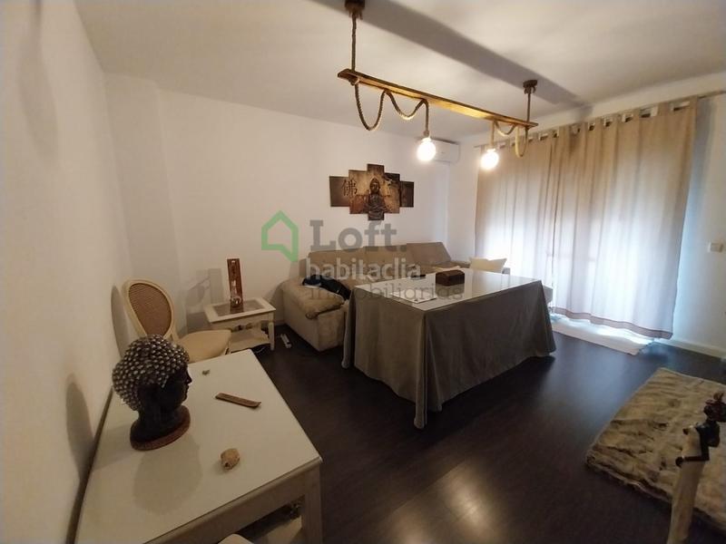 Foto 02ea0042-acce-498d-b743-ebe9540a3ad8. Apartament amb aparcament a Carretera de Sevilla - Los Montitos Badajoz