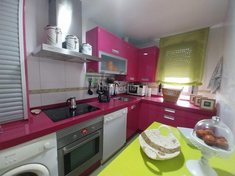 Foto b96b678e-e0d0-4333-a16f-4374e4f31c86. Apartament amb aparcament a Carretera de Sevilla - Los Montitos Badajoz