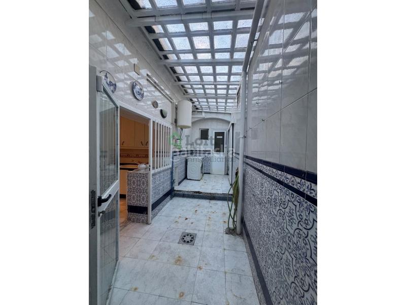 Foto aa42325c-2bac-41b7-8352-39ce2ff164d6. Casa con parcheggio in Carretera de Sevilla - Los Montitos Badajoz