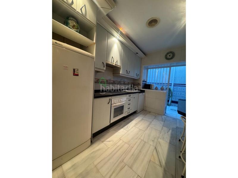 Foto e0697f13-3f4d-4dbf-b84a-5b6db757a188. Casa con parcheggio in Carretera de Sevilla - Los Montitos Badajoz