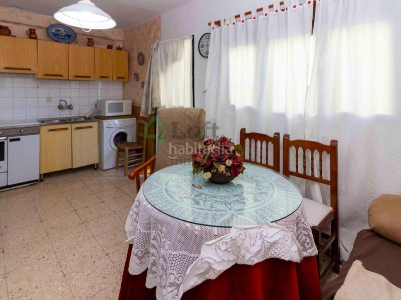 Foto 3893e29e-1a49-49b5-824b-e471db44e4f8. Semi detached house in Cerro de Reyes Badajoz