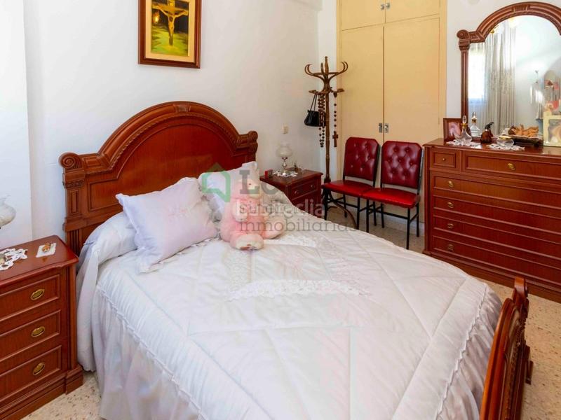 Foto 80ba36d7-0761-4c4e-b2da-8ff64d679e59. Semi detached house in Cerro de Reyes Badajoz