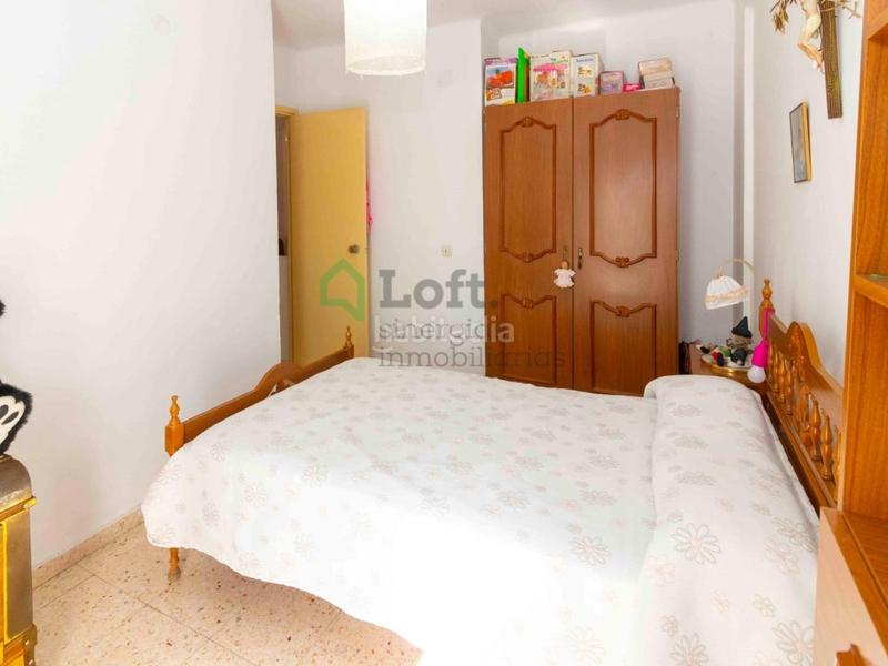 Foto 878eb188-3b5a-4ba8-b28c-7ec3ff3eb1e9. Semi detached house in Cerro de Reyes Badajoz