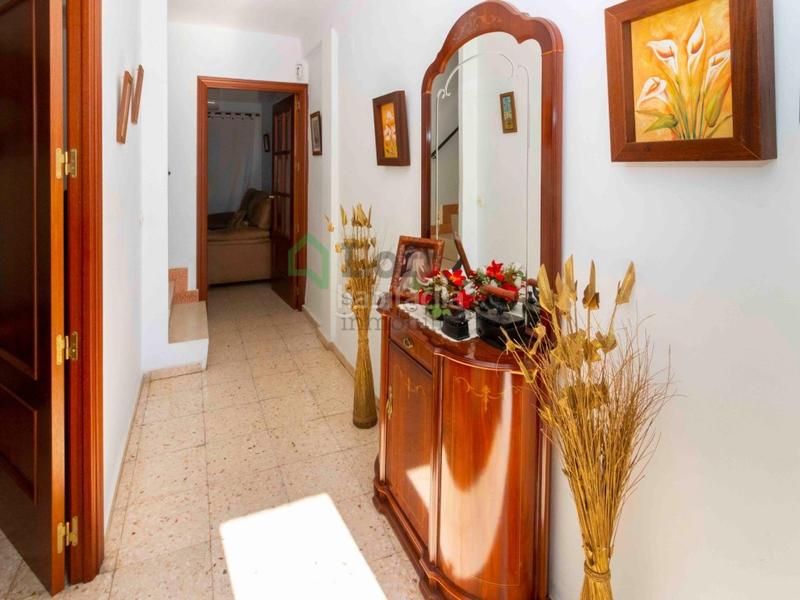 Foto b17183a4-f6ed-4429-be4b-7c7bc300c7a9. Semi detached house in Cerro de Reyes Badajoz