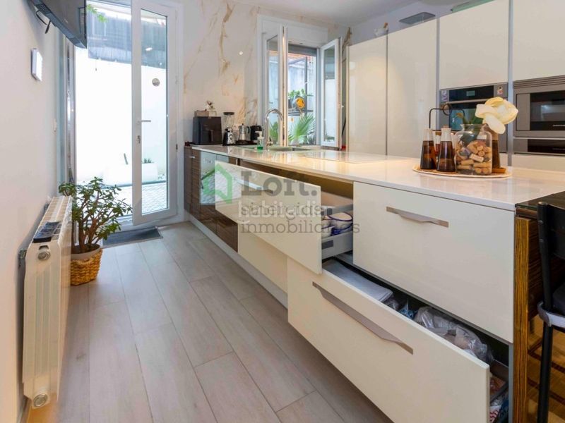 Foto 00f60eff-d991-4d1b-becc-1f020426db5d. Casa a Casco Antiguo Badajoz