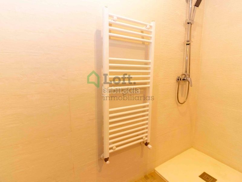 Foto a36d4fa4-7fe2-4501-8342-ff304f0b8fc6. Casa a Casco Antiguo Badajoz