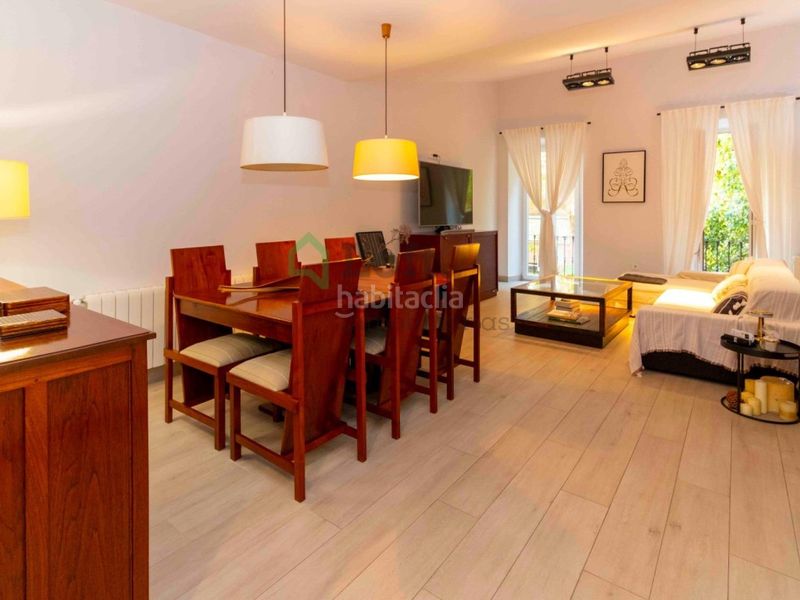 Foto b73ea49e-c3fb-43ec-ad5b-7a218e3071bb. Casa a Casco Antiguo Badajoz