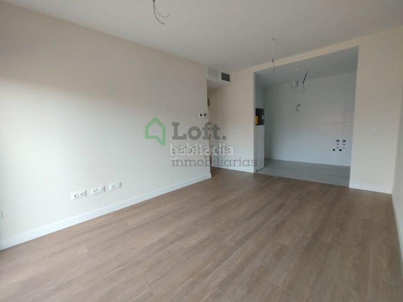 Foto 31e5cc2d-3232-4957-ba76-7f42fa0de5c3. Apartament amb calefacció aparcament piscina a La Estación Badajoz