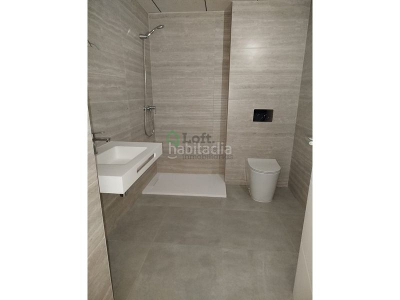 Foto 69c67dcb-96b8-40fb-a98e-42f679548132. Apartament amb calefacció aparcament piscina a La Estación Badajoz