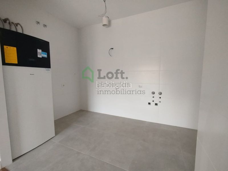 Foto cfbbcc27-ffc1-4b56-b696-e29006765752. Apartament amb calefacció aparcament piscina a La Estación Badajoz