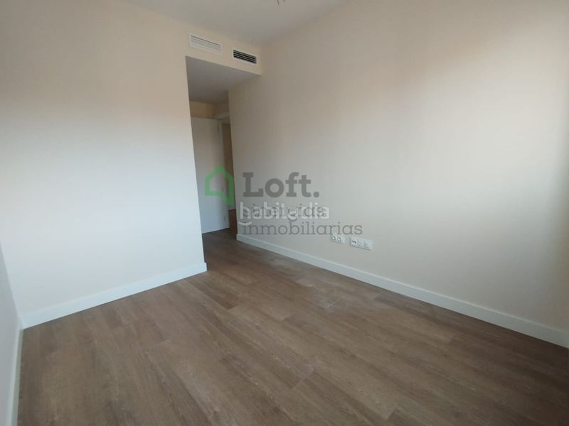 Foto df876d44-3c5f-4eba-b315-22cb290d0095. Apartament amb calefacció aparcament piscina a La Estación Badajoz