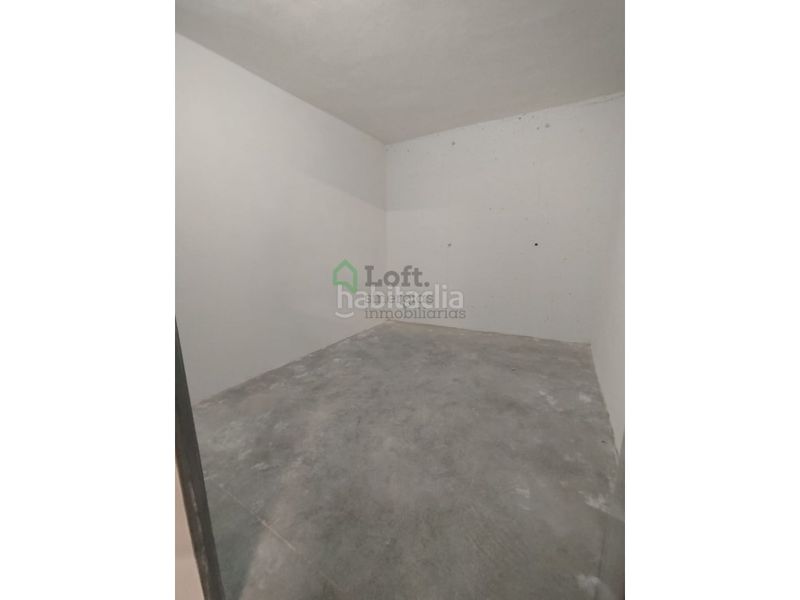 Foto eda171f8-7cf1-42cd-98ae-2a51ff443a2b. Apartament amb calefacció aparcament piscina a La Estación Badajoz
