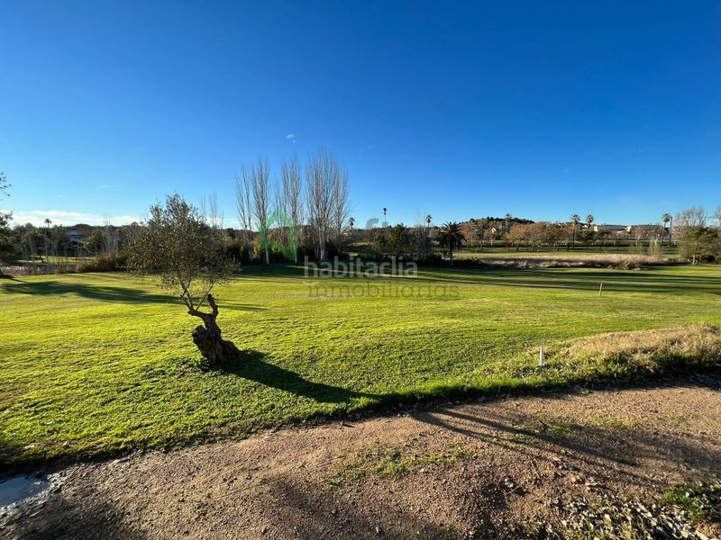 Foto dd2ec4ae-bc67-4872-aaef-631db22a9cd1. Apartament amb aparcament a Golf Guadiana Badajoz