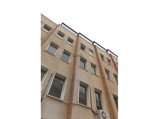 Lloguer Oficina a Casco Antiguo. Oficina céntrica con cuatro despachos