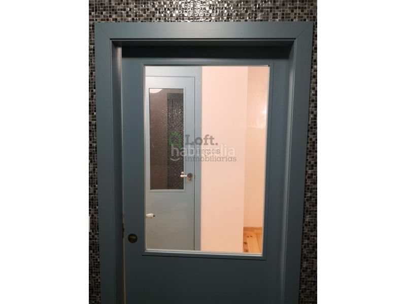 Foto ea4ced92-824c-479b-b436-e514d703b1a3. Local comercial a Casco Antiguo Badajoz