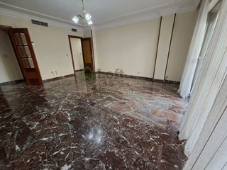 Lloguer Pis a Santa Marina. Piso con garaje y trastero en zona centro