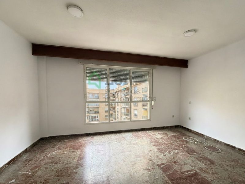 Foto 08ae01d7-afe3-4bfb-91d5-8c2e71c05df6. Pis amb aparcament a Pardaleras Badajoz